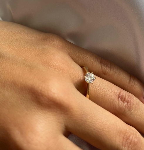 Anillo solitario juliana 